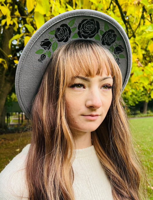 Vegan Felt Wide Brim Hat - Grey - Black Roses